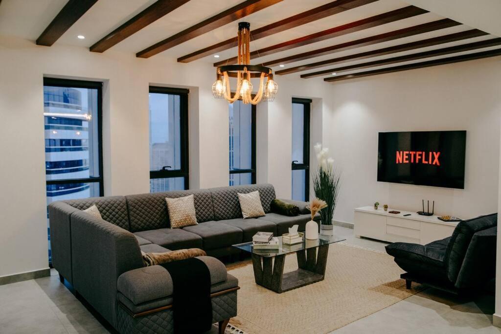 Luxury 3 Bedroom Sub Penthouse With Rooftop Pool Dubai Exterior photo